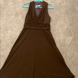 Brown Evan-Picone Rauched Empire Waist Midi Dress